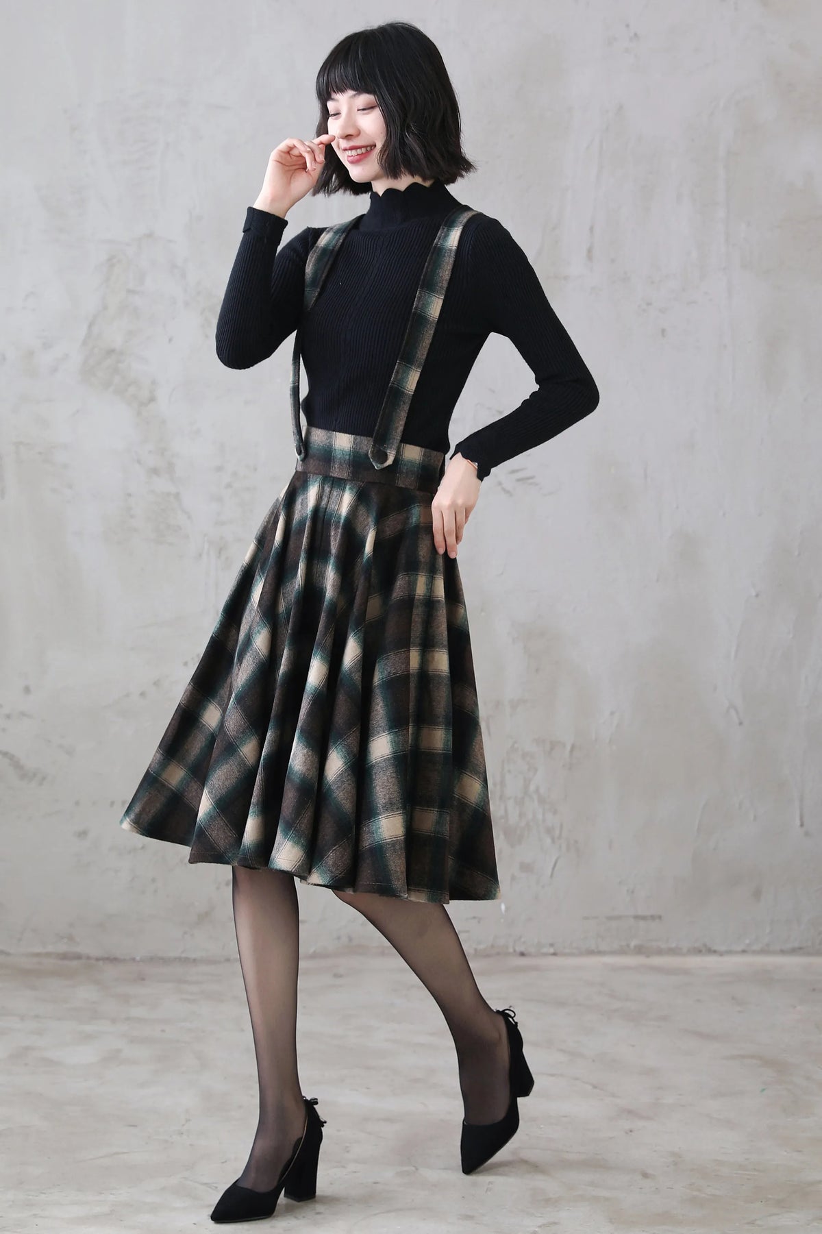 Plaid Wool Suspender Skirt - High-Waist Circle Shape with Adjustable Straps 3111