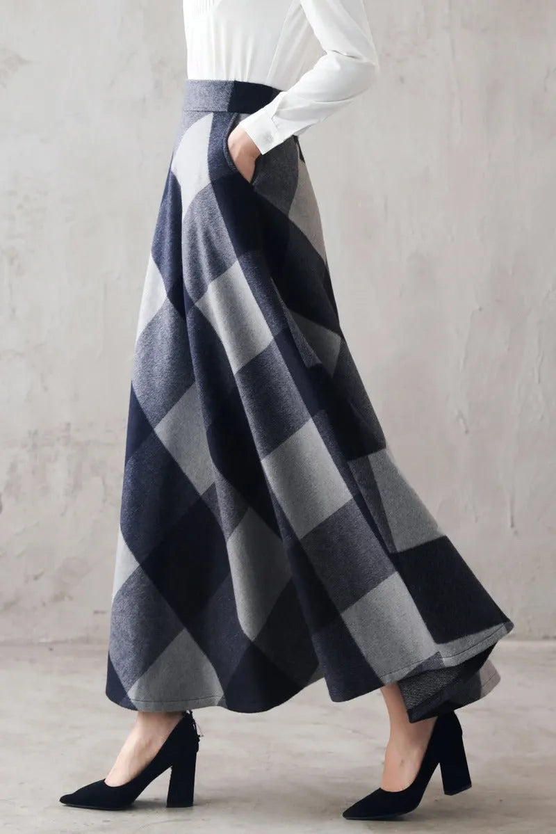 Navy Plaid Wool Maxi Skirt – Vintage Ankle-Length Winter Skirt with Pockets 3107