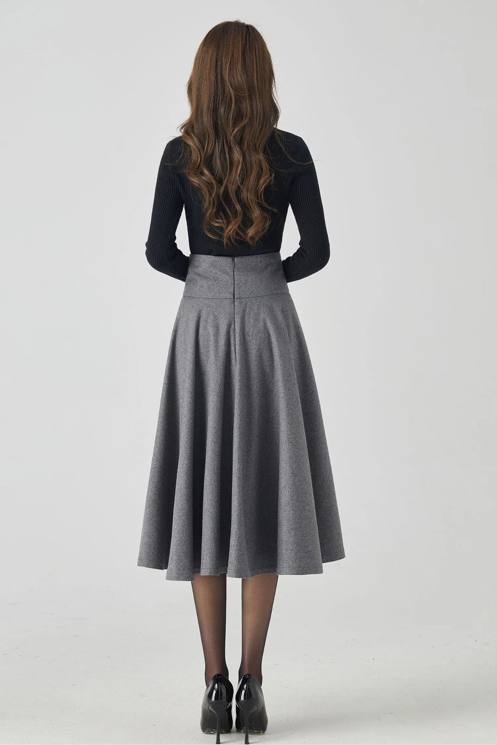 Handmade Deep Gray Wool Midi Skirt – Vintage V-Waist Circle Skirt for Winter Elegance 4534