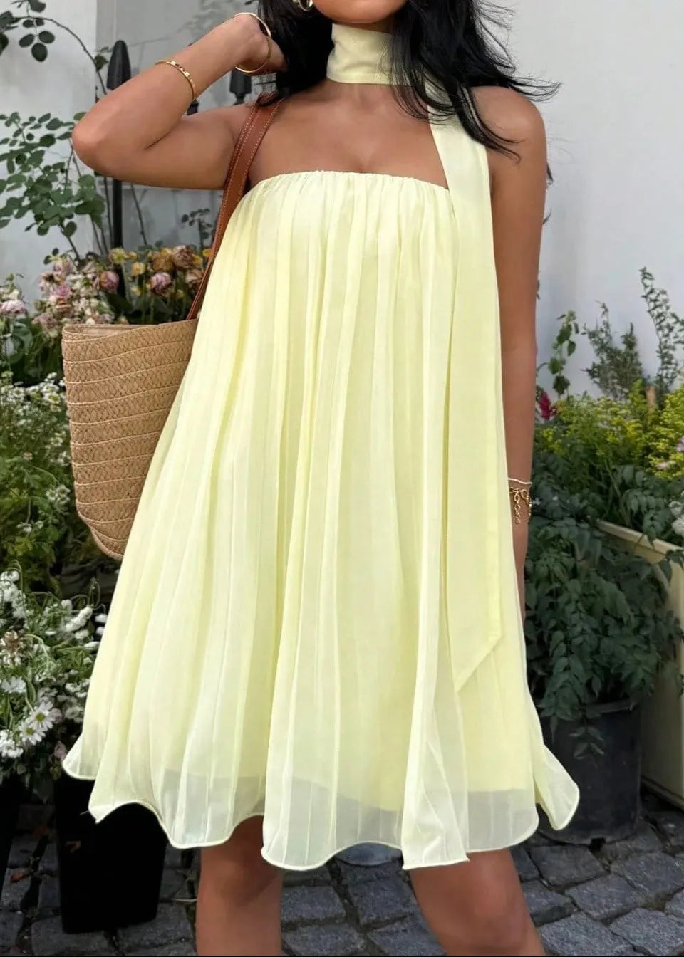 Chiffon Cutout Back Elegant Mini Dress