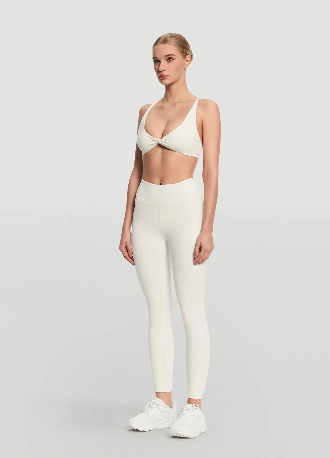 High-Waisted Leggings with Convenient Side Pockets