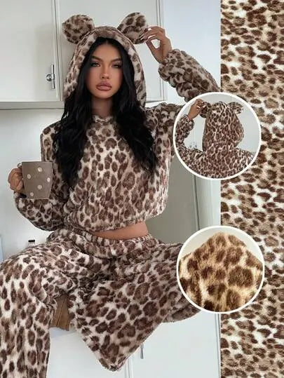 Double-Sided Arctic Print Leopard Hooded Pajama Set