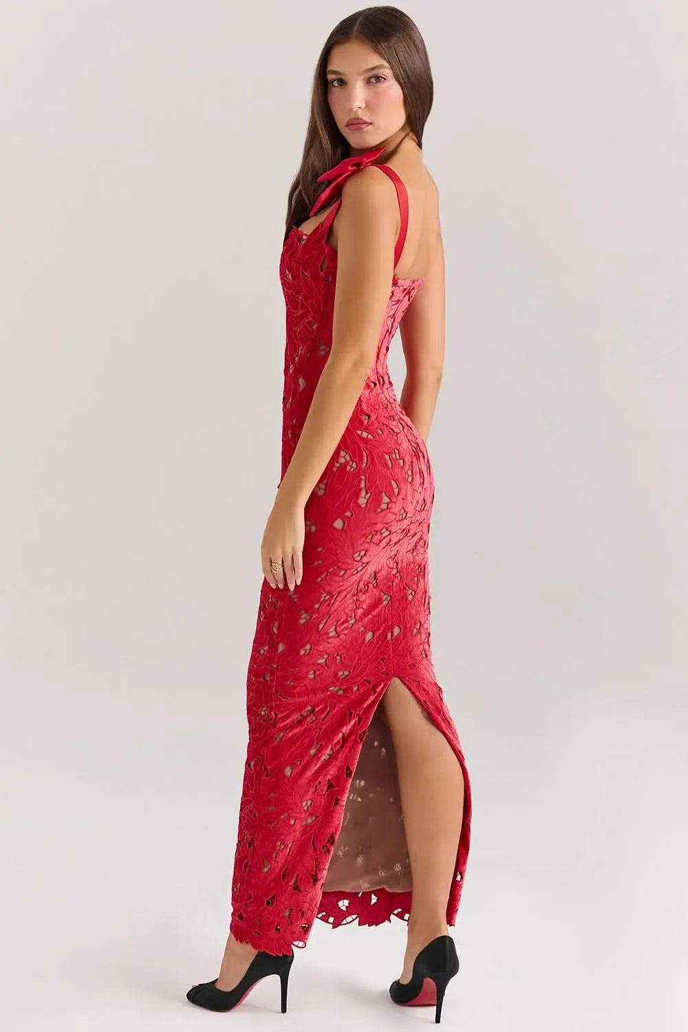 Tiffy Lace Maxi Dress