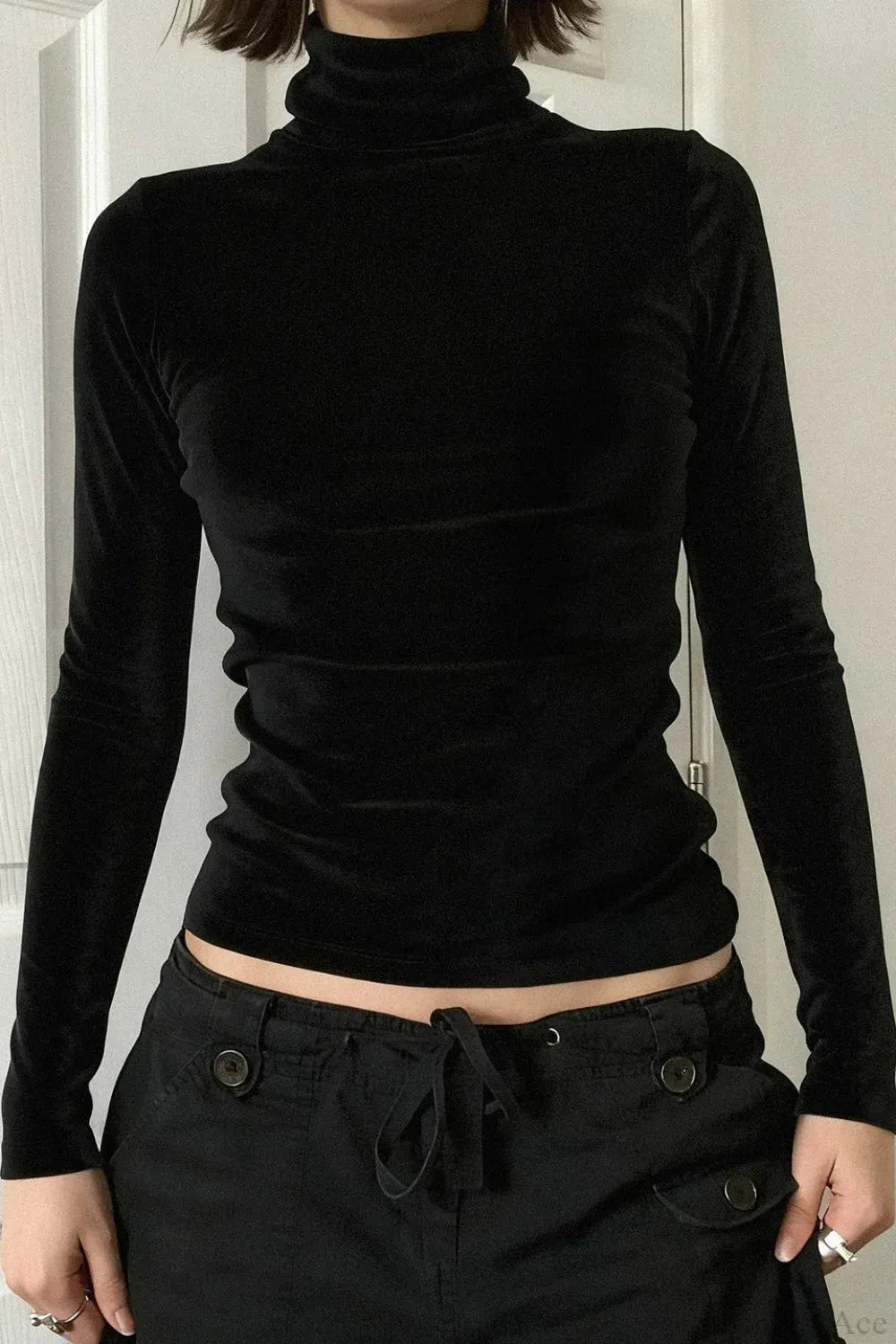 Solid Turtleneck Slim Minimalist Long Sleeve Tee