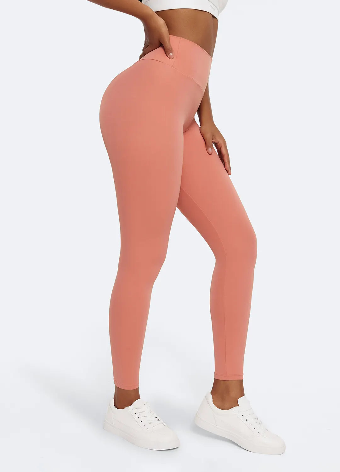 V-Seam Push-Up Leggings for a Sculpted Silhouette