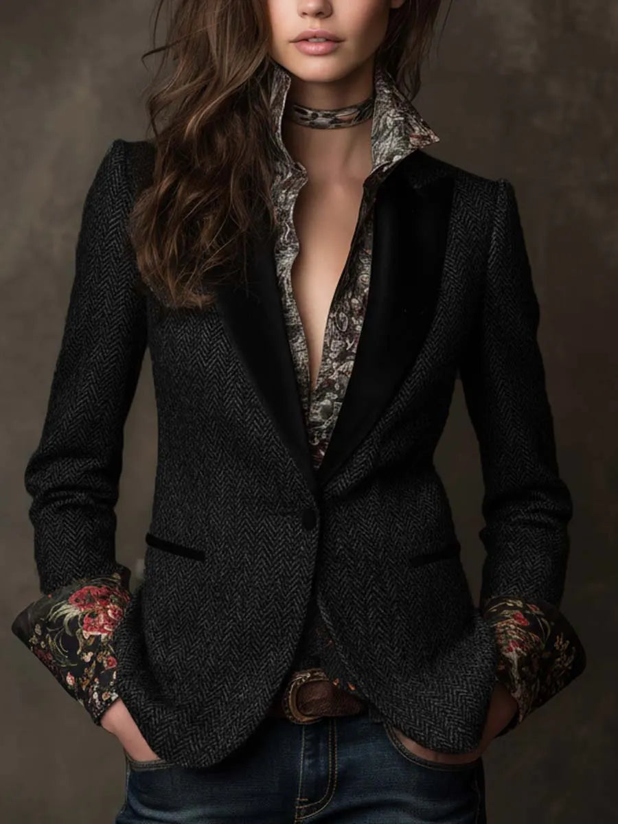 Blazer That Flatters – Chic & velvet