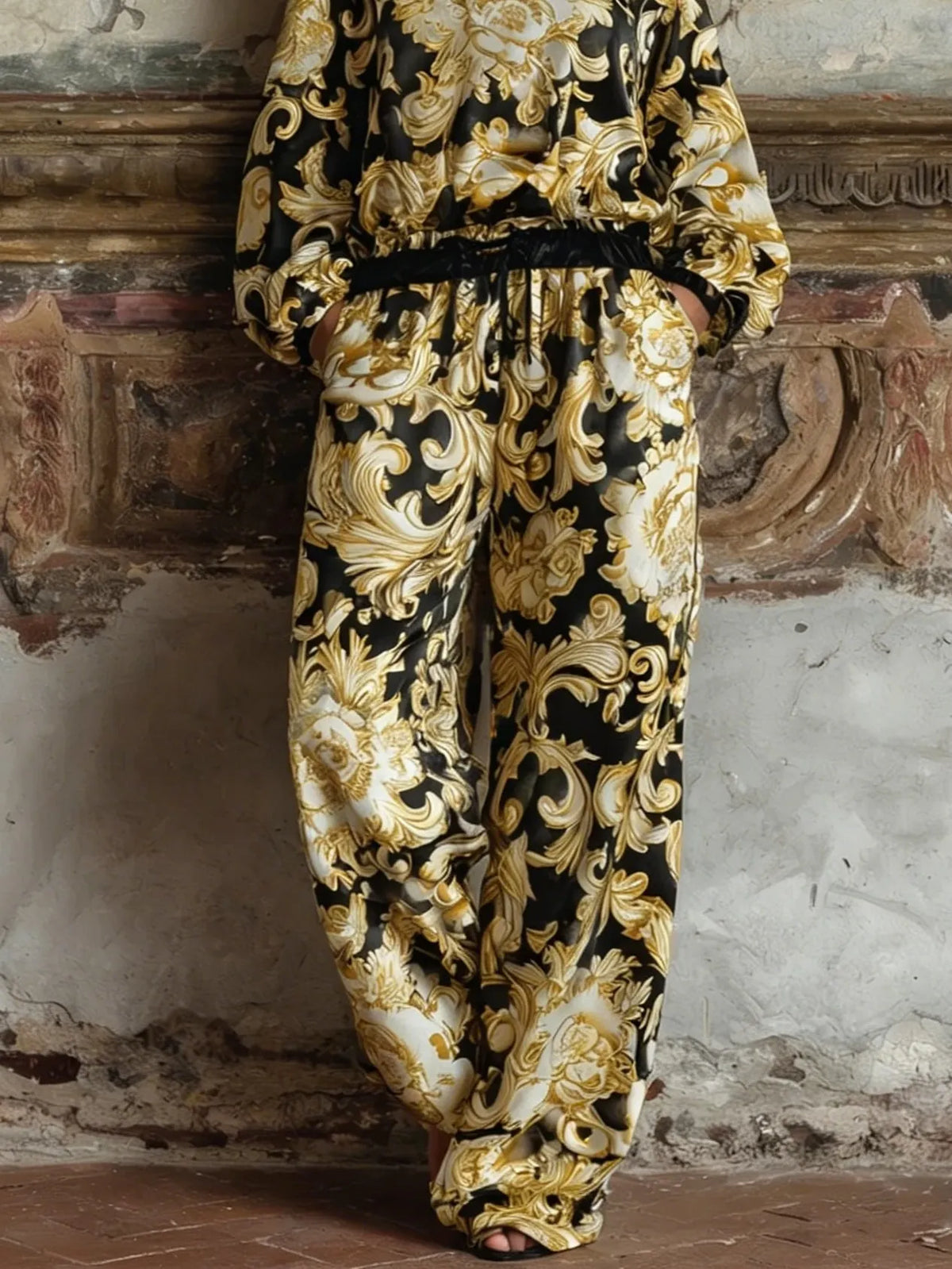 Floral Loungewear Set in Baroque Print – Relaxed Fit, Smart Price