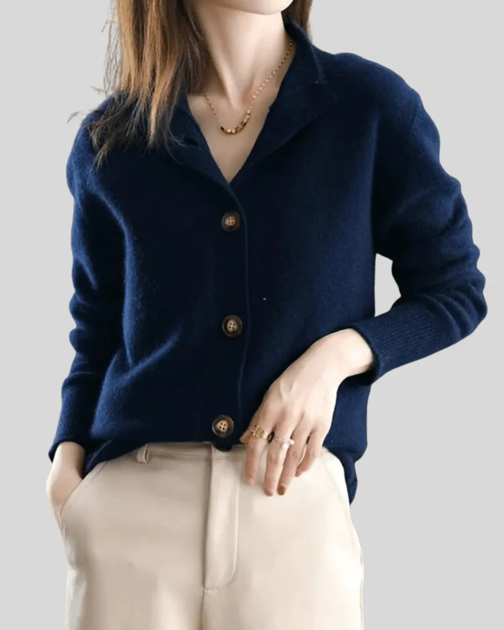 AMY – CLASSIC BUTTON-UP CARDIGAN