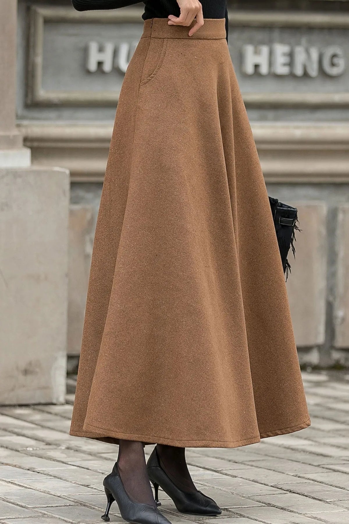 Vintage Camel Wool Maxi Skirt – Timeless Warmth & Elegant Winter Style 3149