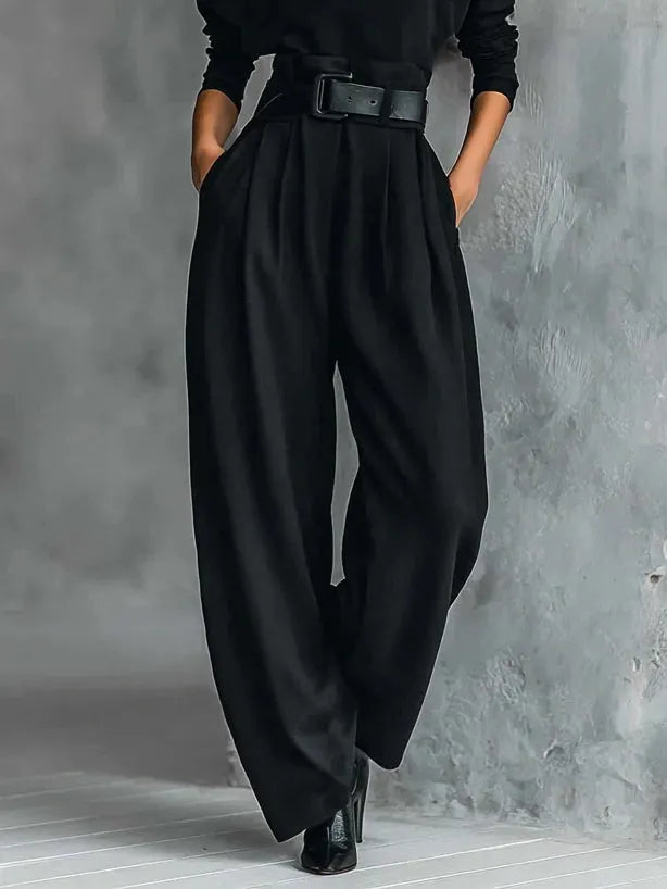Lisa™ | Black 2-Piece Set with Belt