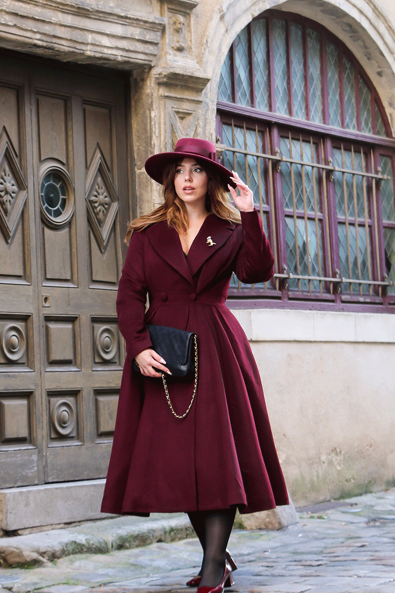 Vintage Princess Wool Coat – Elegant Burgundy Fit & Flare Maxi Coat 