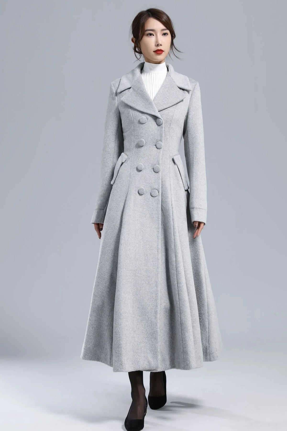Light Gray Wool Coat – Elegant Double-Breasted Fit and Flare Winter Overcoat 3236