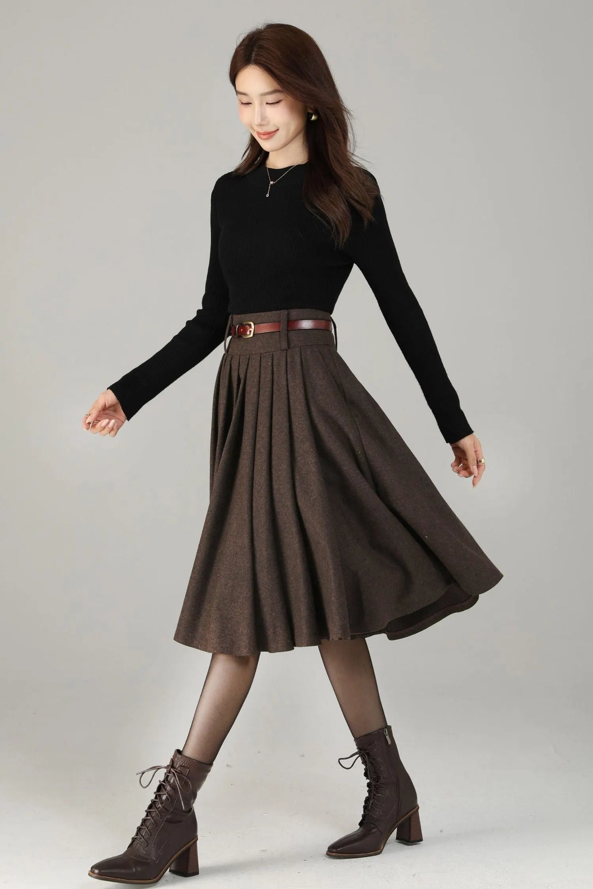 Vintage Wool Blend Circle Skirt – Handmade Knee Length Winter Skirt with Pockets 