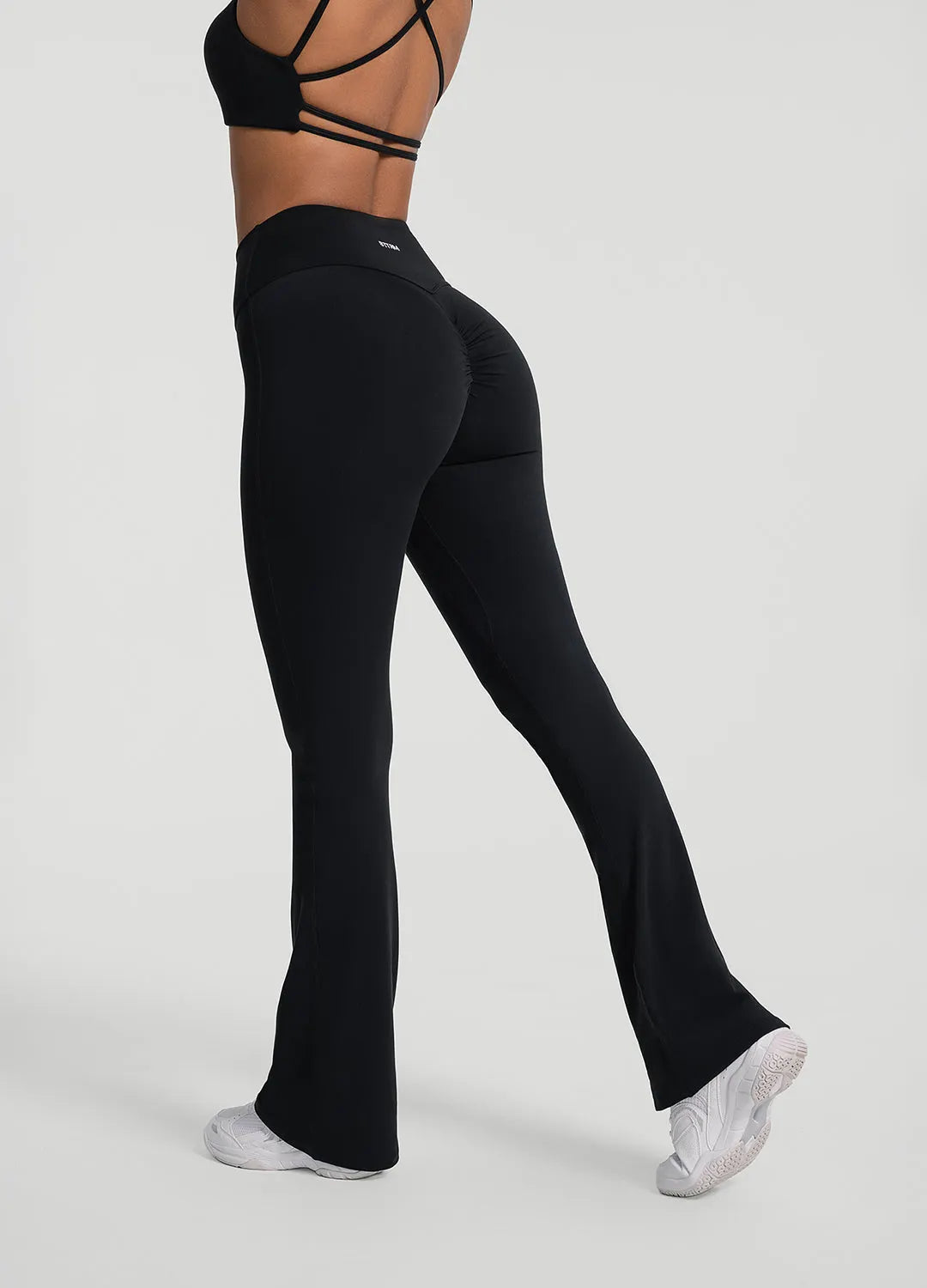 High-Waisted Tummy-Control Leggings for a Sculpted Silhouette