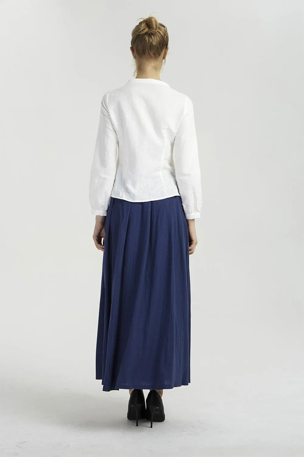 Blue Linen Maxi Skirt – Women’s High Waist Pleated Skirt with Pockets  2040