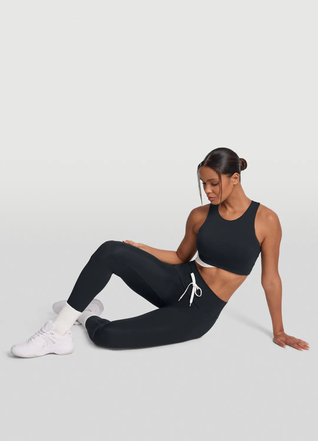Chic Drawstring Leggings for a Sleek, Sculpted Look