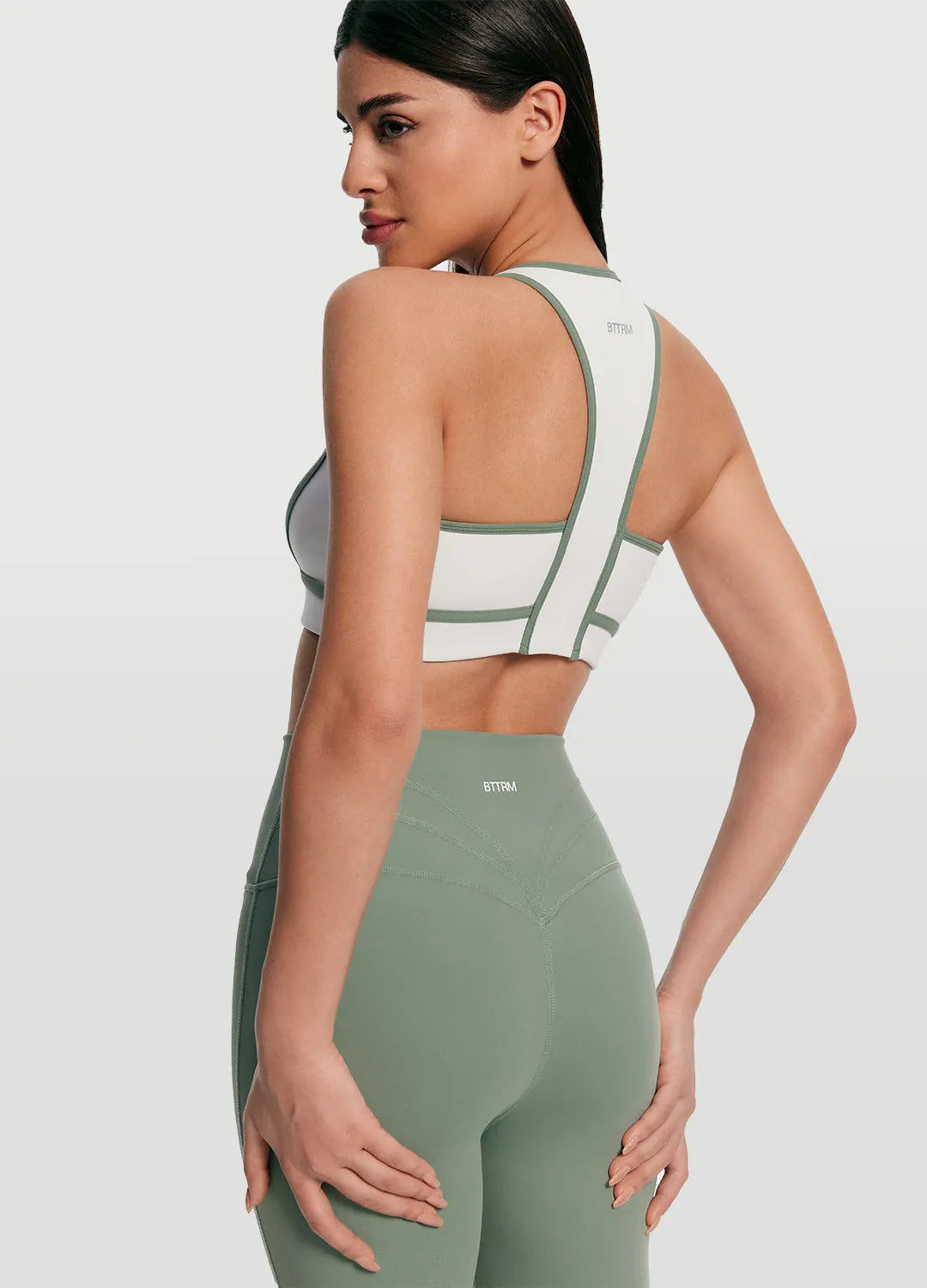 Sleek High-Waisted Foxy Flare Leggings