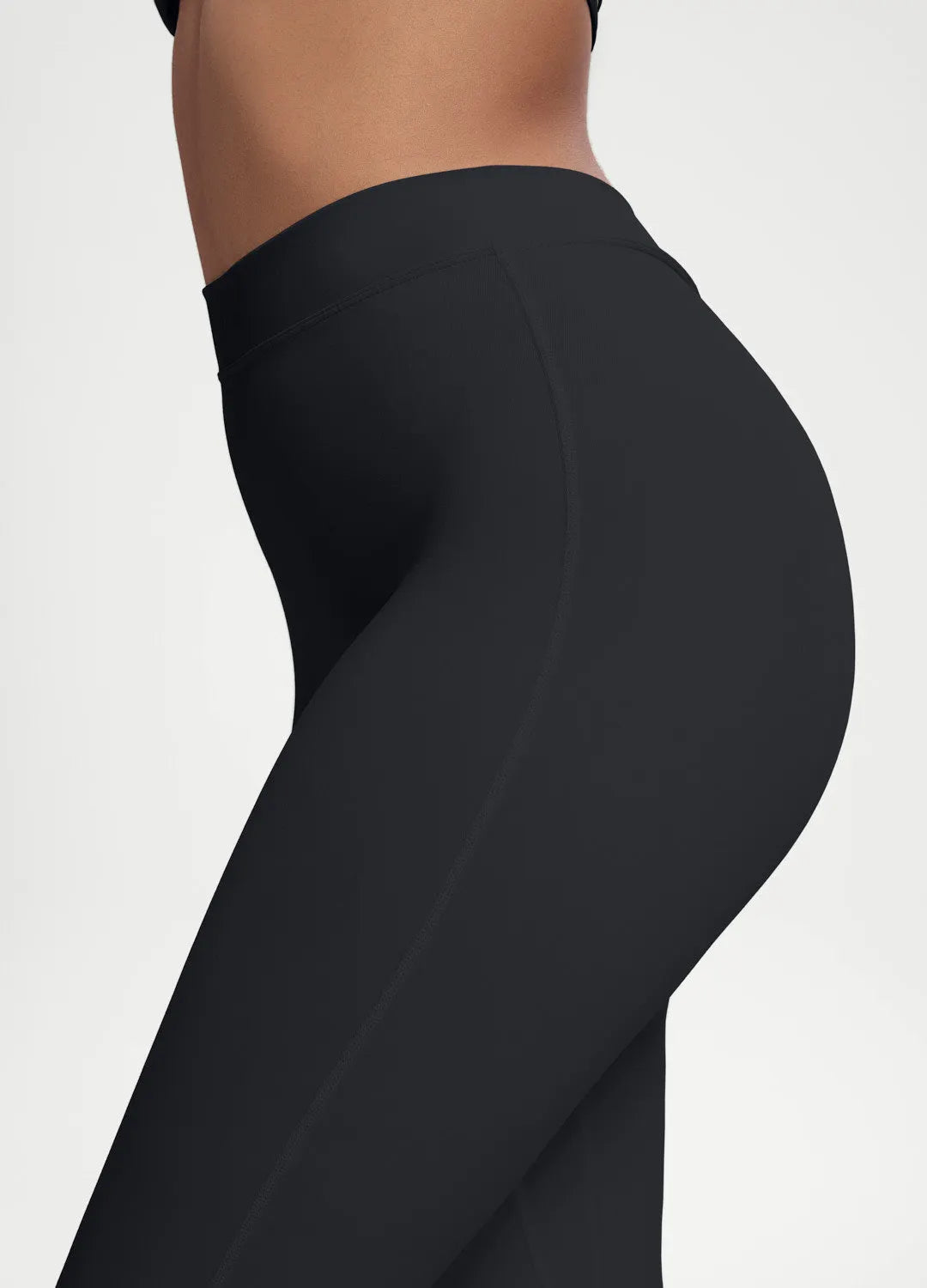 Scrunch-Back Flare Leggings