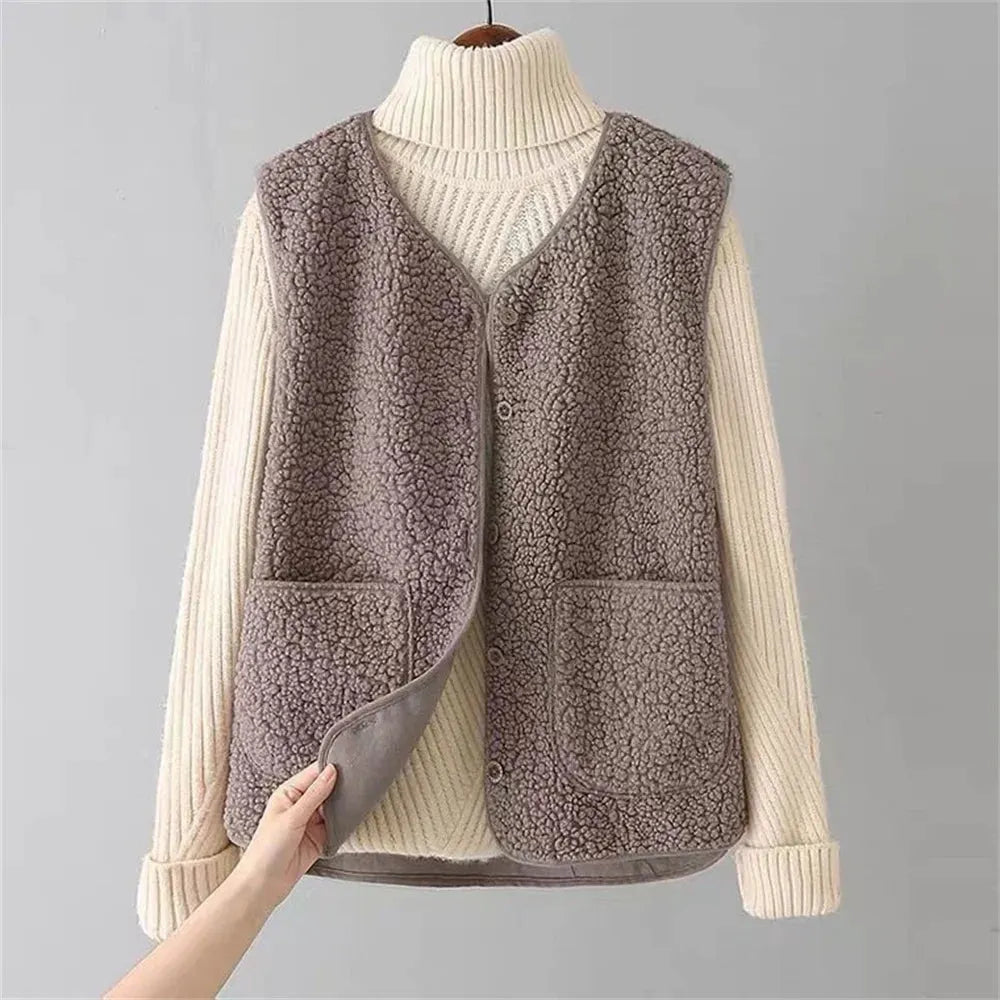 Jasmine - Classic Cardigan