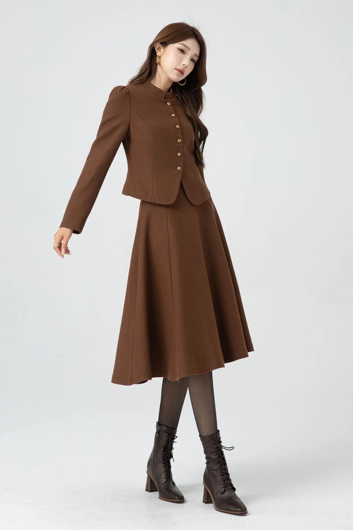 Women's Wool Blend Coat, Short Hip-Length Button-Up 