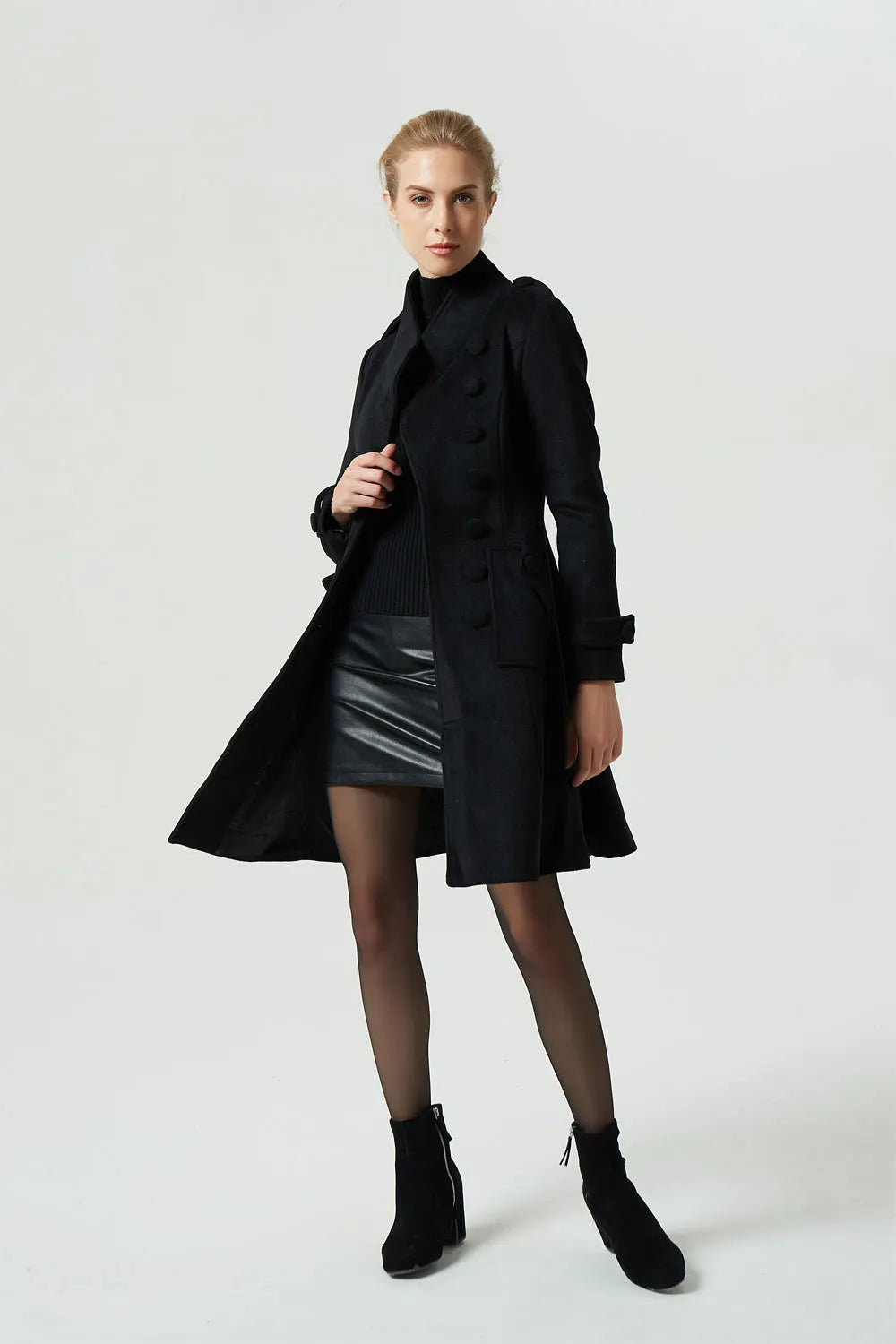 Elegant Black Winter Coat – Wool Blend Knee-Length Jacket with Stand Collar & Pockets 1957