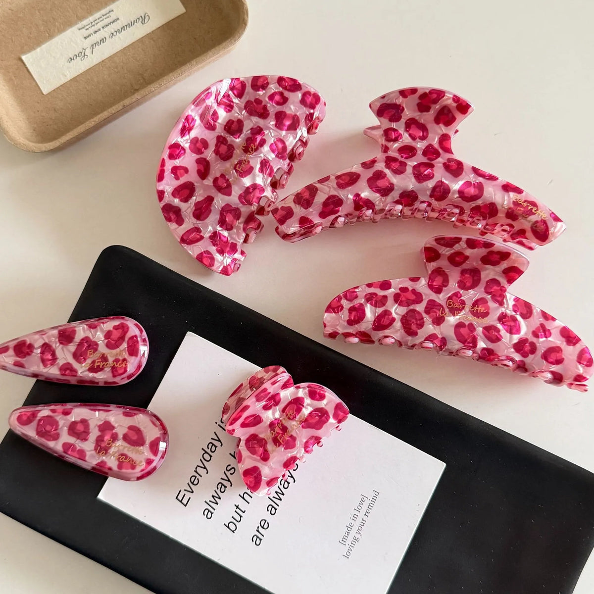 Acrylic Pink Leopard Print Hair Clips Set - Fashionable Claw Clips