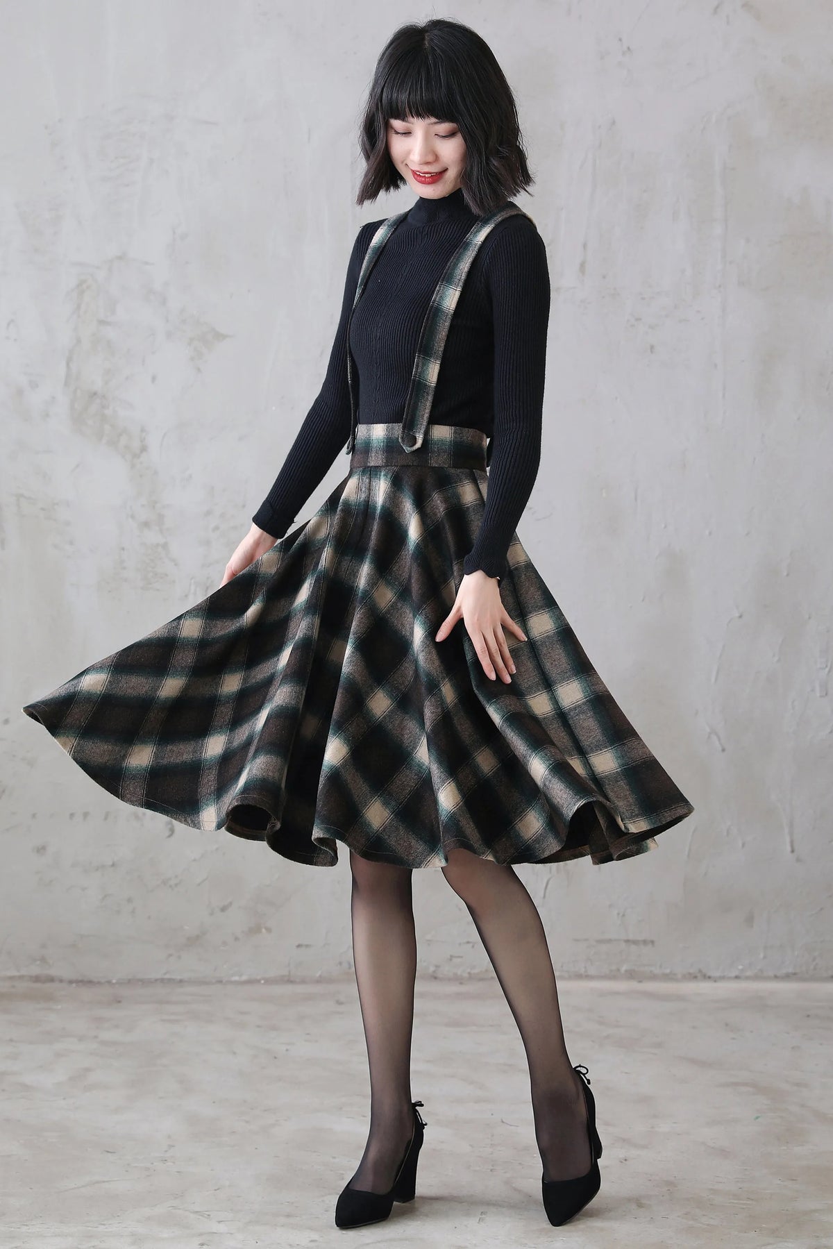 Plaid Wool Suspender Skirt - High-Waist Circle Shape with Adjustable Straps 3111