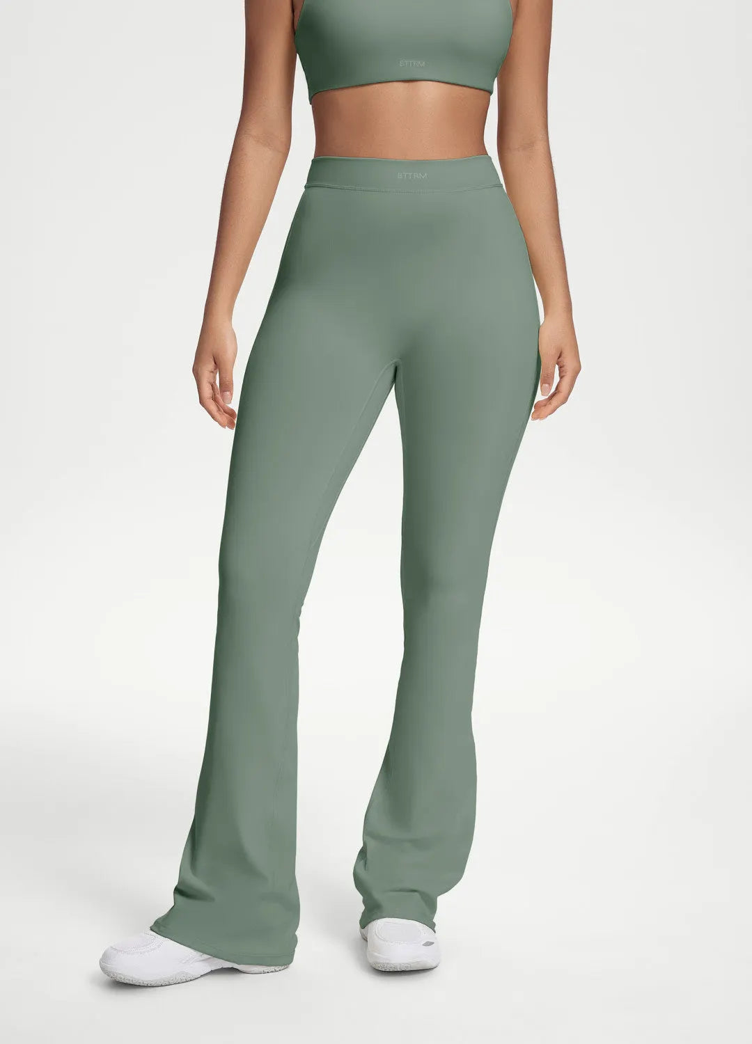 Scrunch-Back Flared Leggings with Sculpted Silhouette