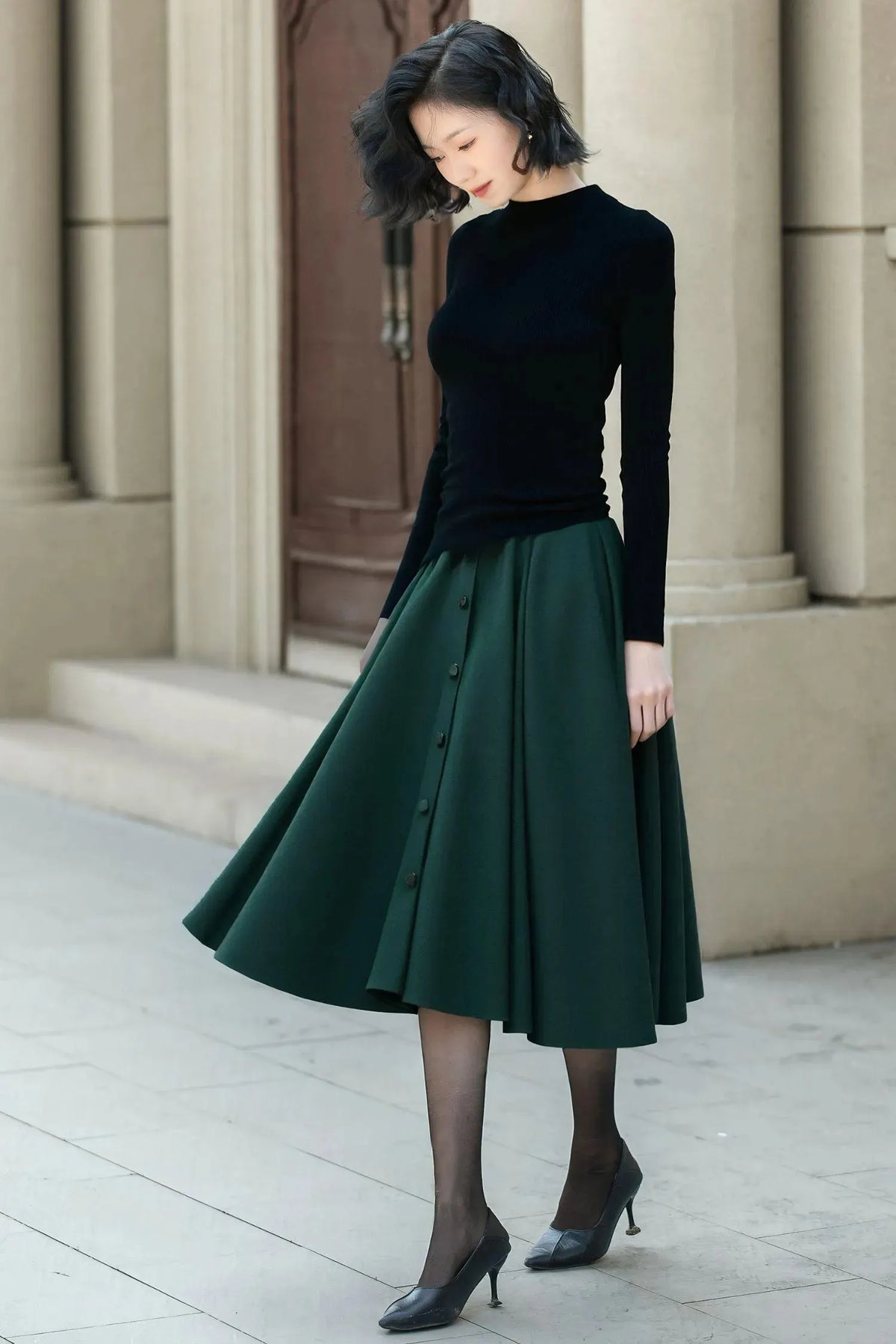 Green Wool Midi Skirt - High-Waisted A-Line with Button Detail 6562