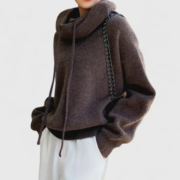 HALLIE – RELAXED COZY HOODED SWEATER