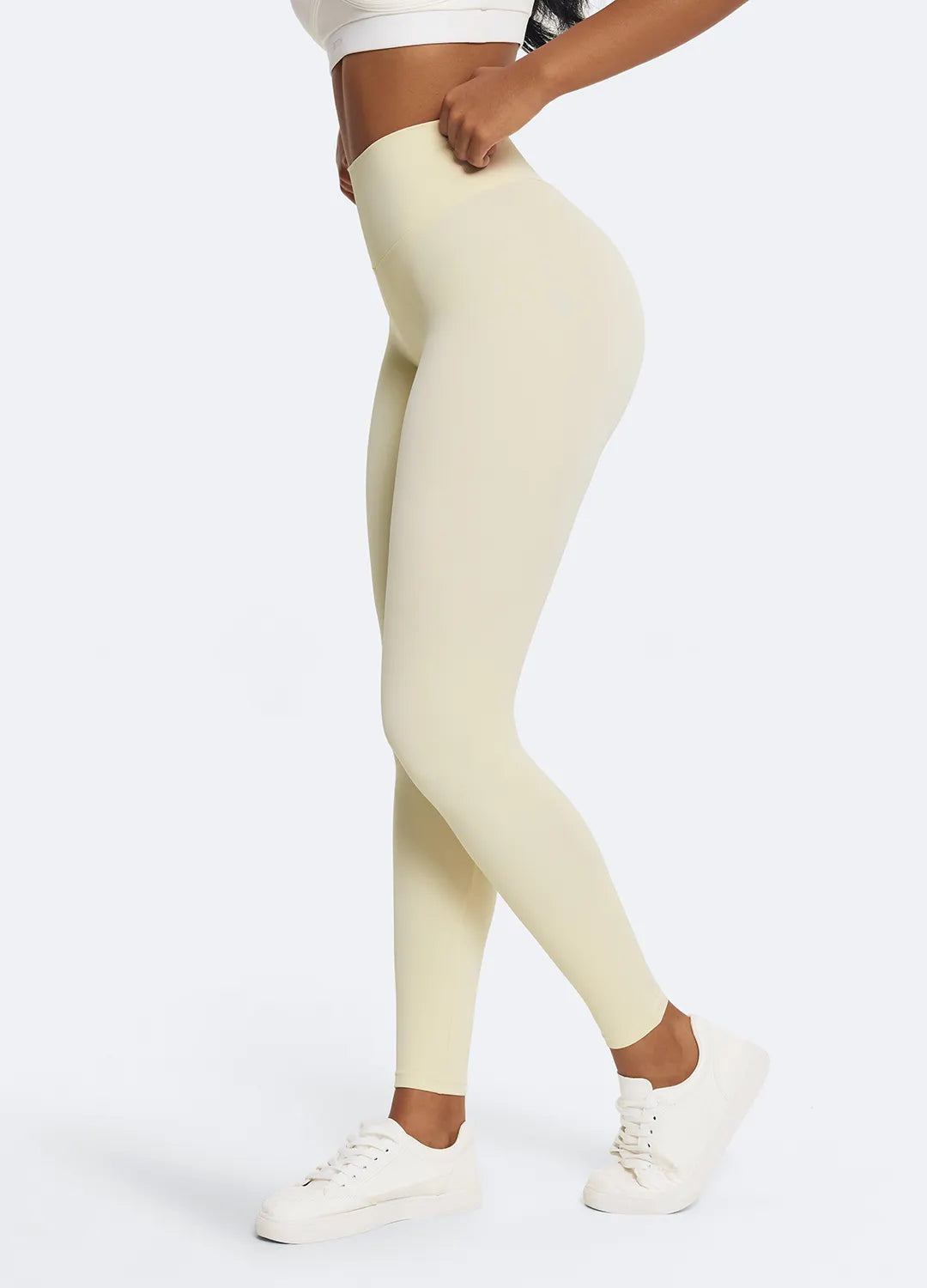 V-Seam Leggings with Push-Up Lift