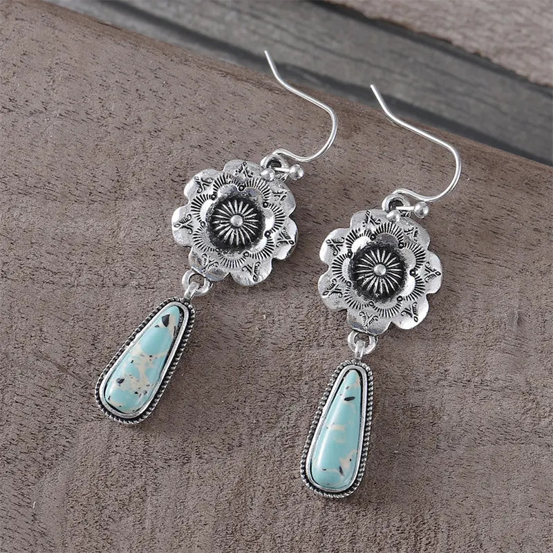 Fashionable Pendant Earrings