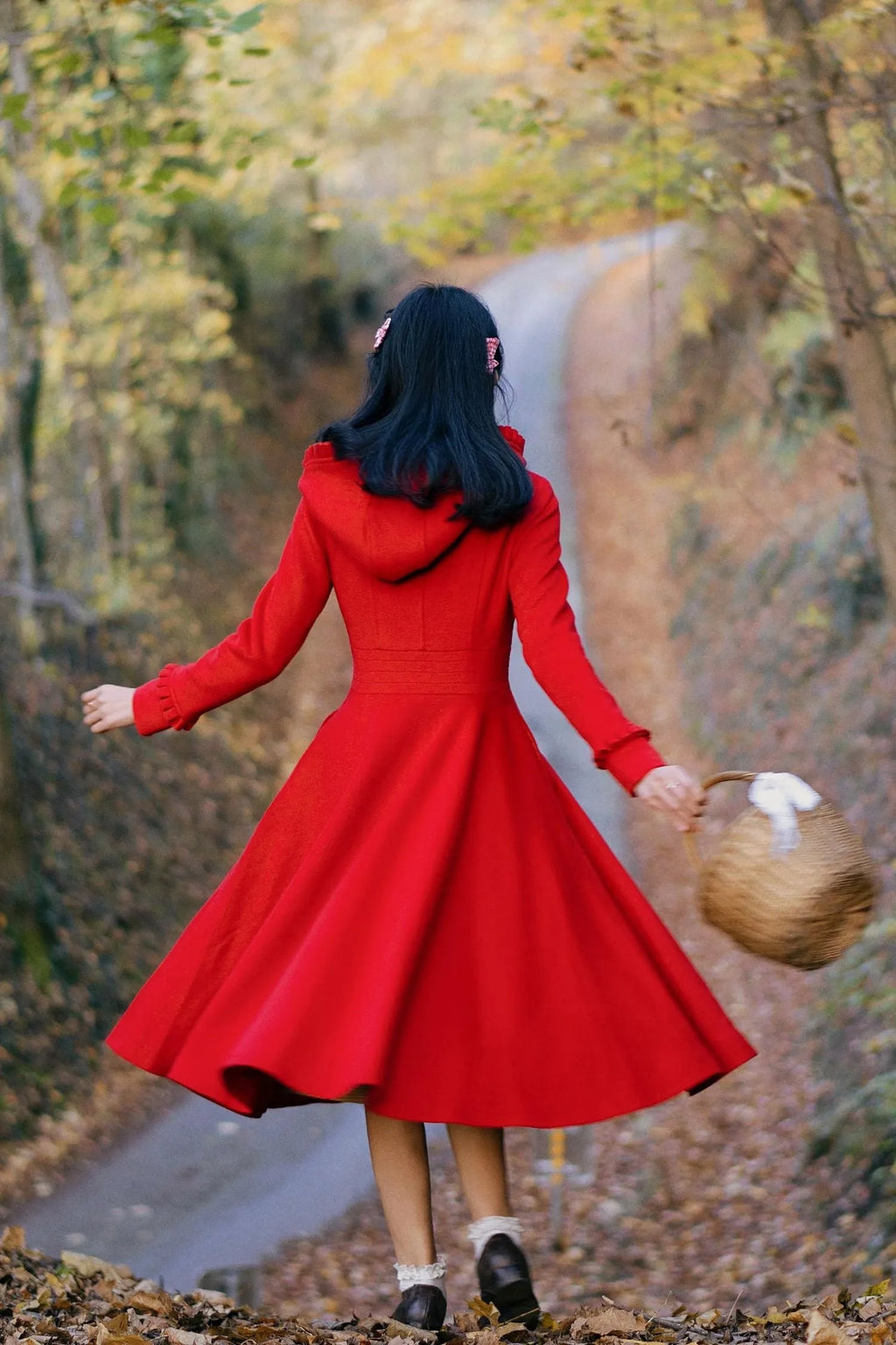 Elegant Red Wool Blend Hooded Winter Coat – Flared Midi Silhouette 