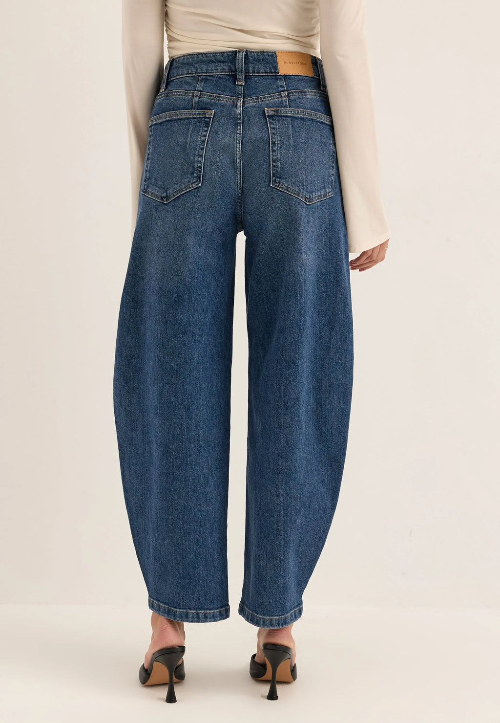 Barrel Leg Jeans