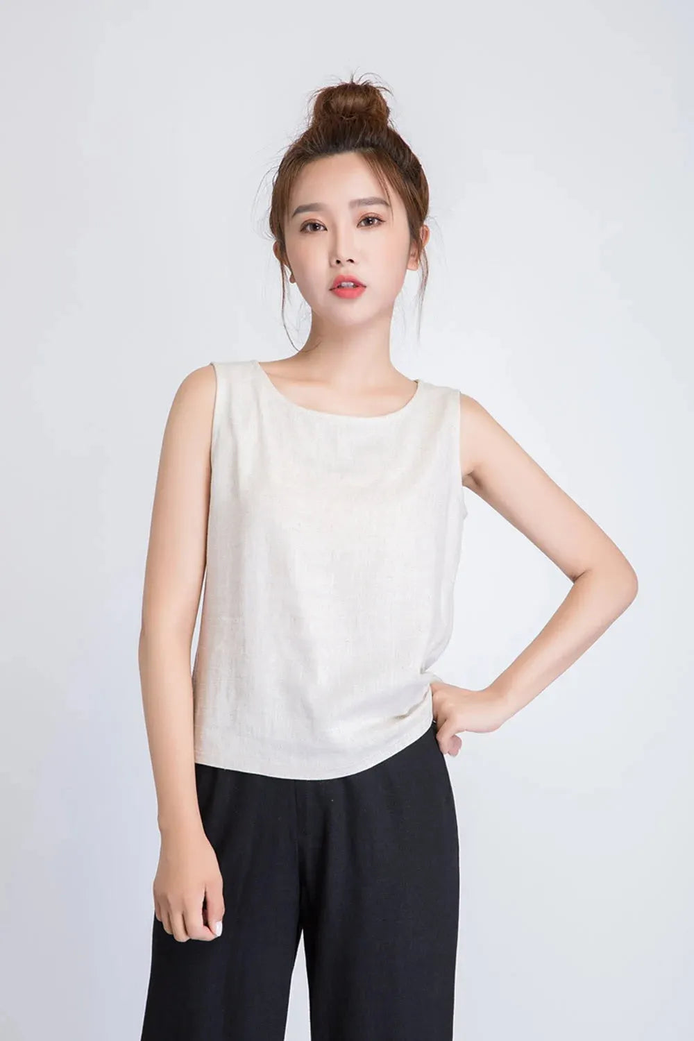 Green Linen Tank Top for Women - Scoop Neck Relaxed Fit 5884