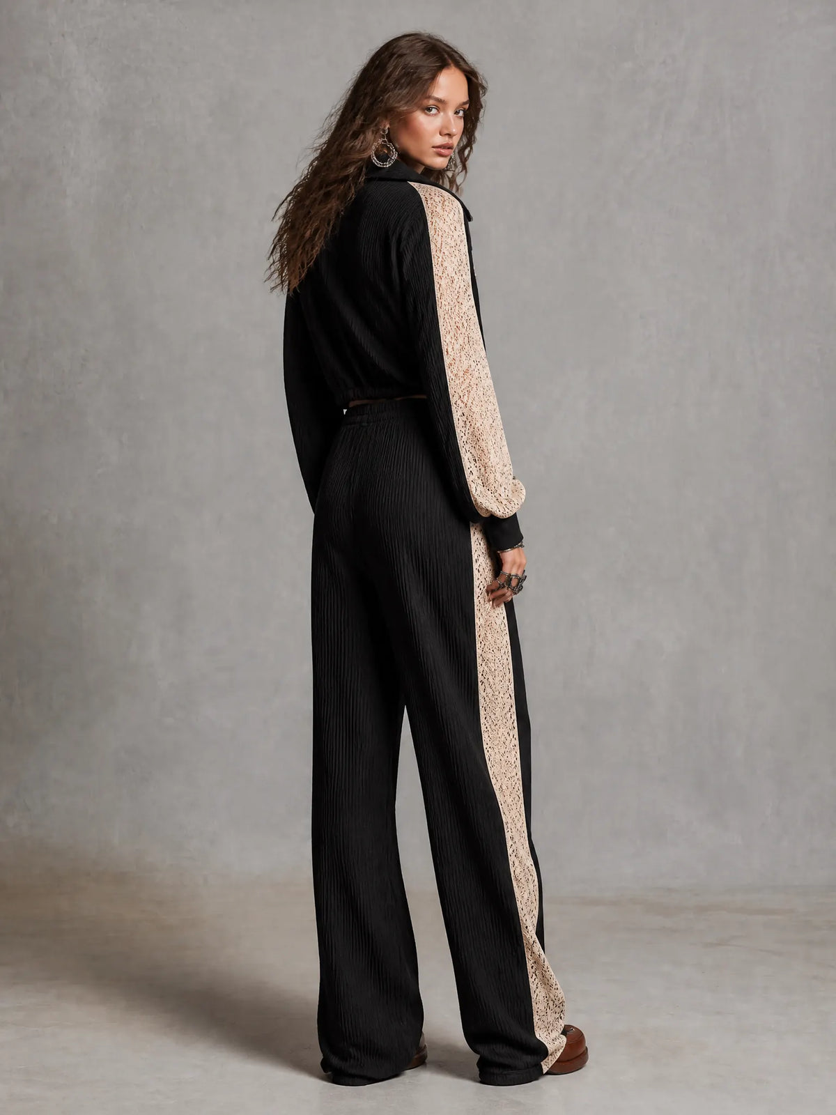 Jacket That Flatters – Chic & lace