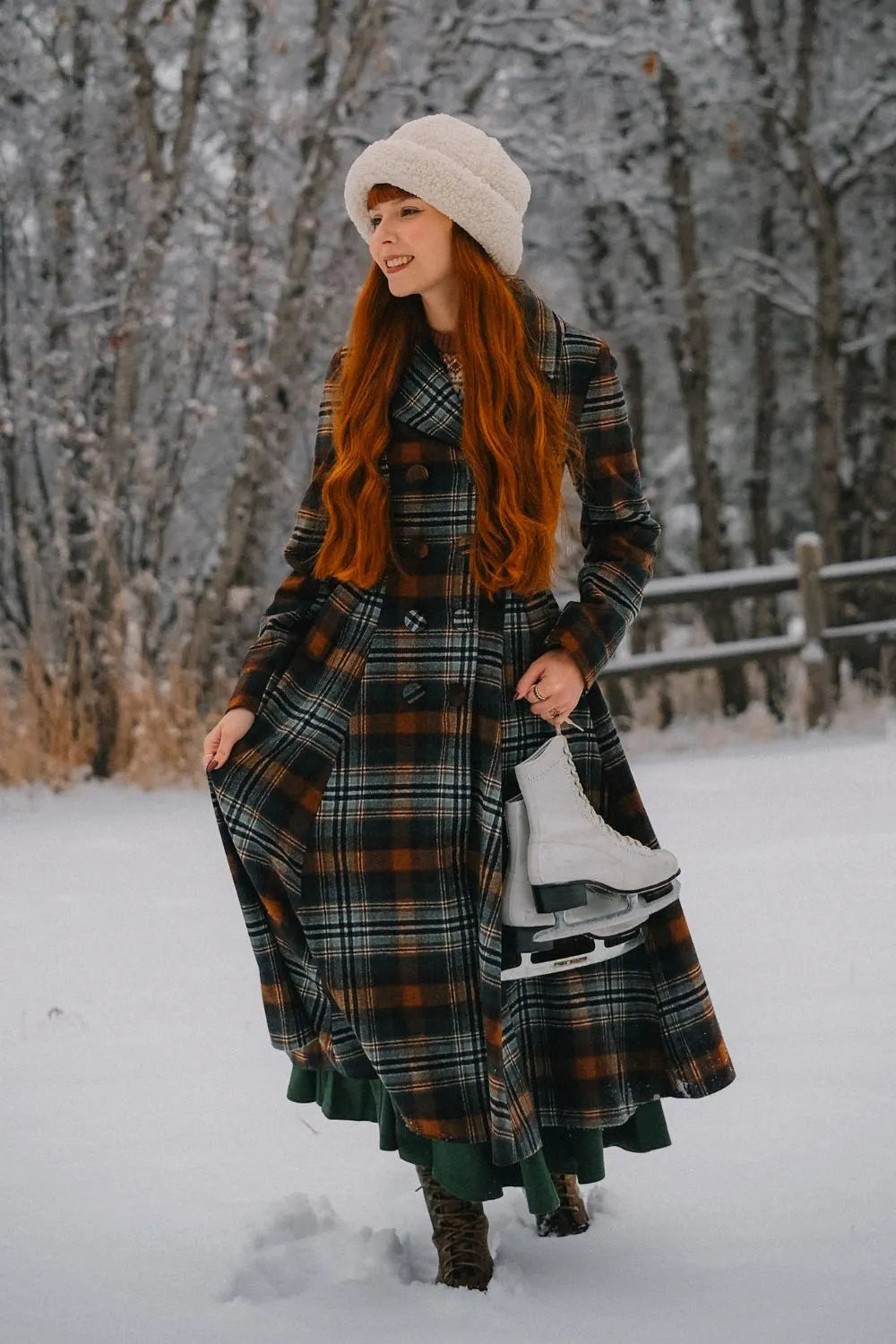Rust Brown & Forest Green Plaid Wool Coat – Vintage Fit and Flare Winter Overcoat 4839