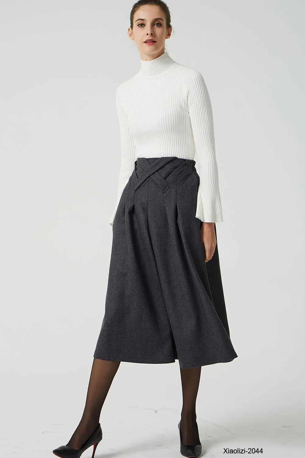 Gray Wool Midi Skirt - Pleated with Elastic Waist and Pockets 2044
