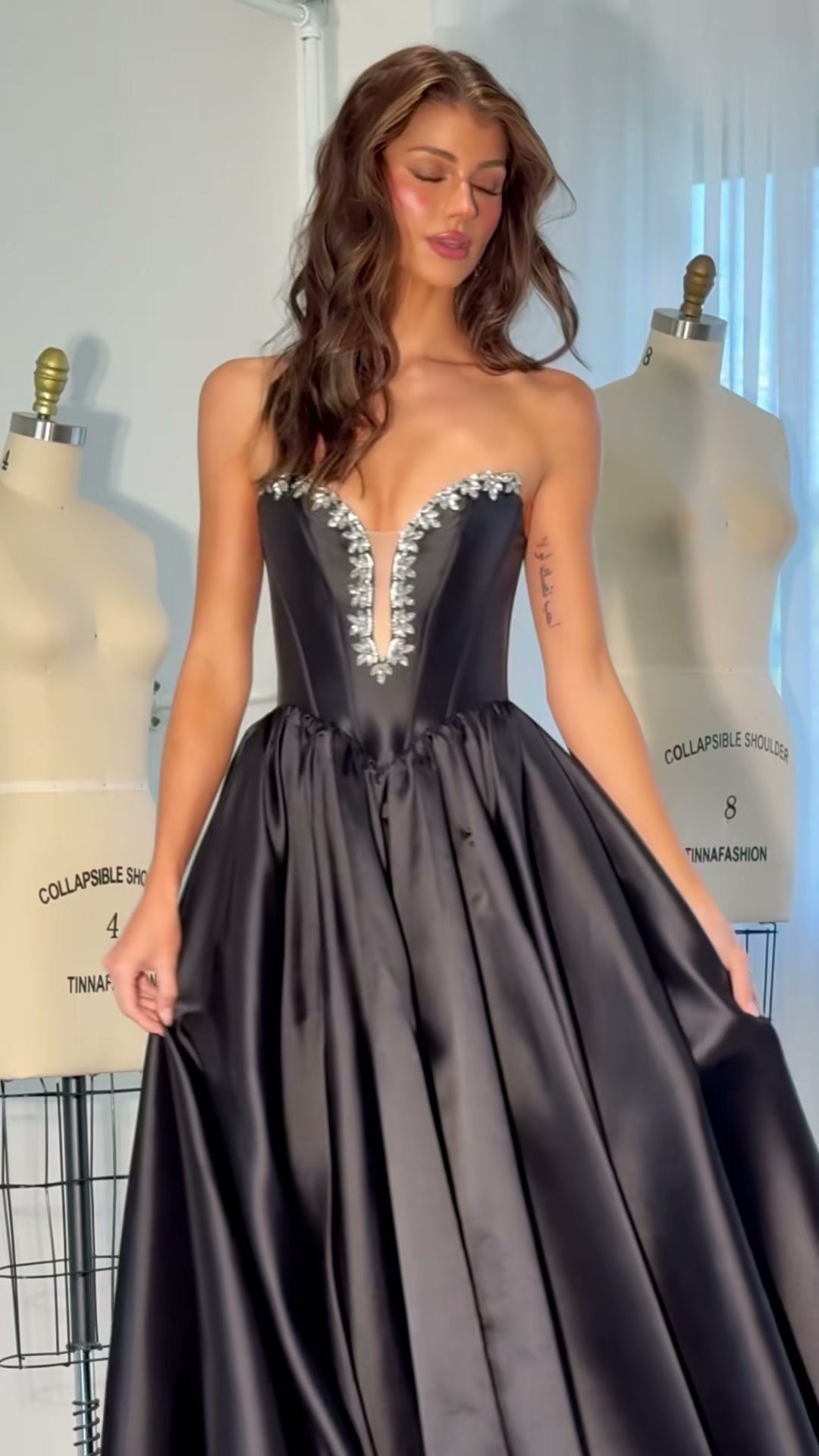 black-satin-ball-gown-strapless-crystal-neckline-prom-dress-with-slit
