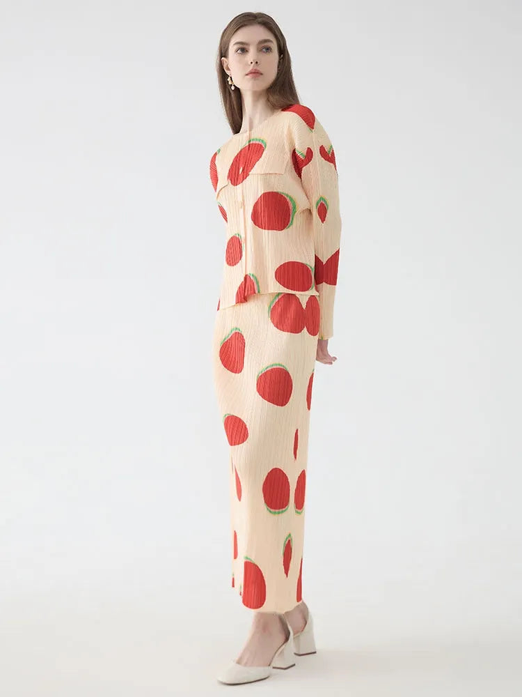 Slim-fitting printed long-sleeved skirt  set
