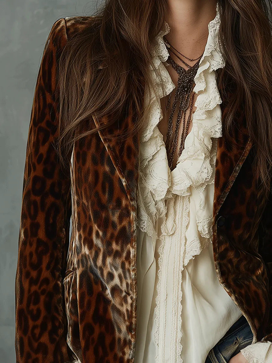 Retro Blazer in velvet, Affordable Luxury