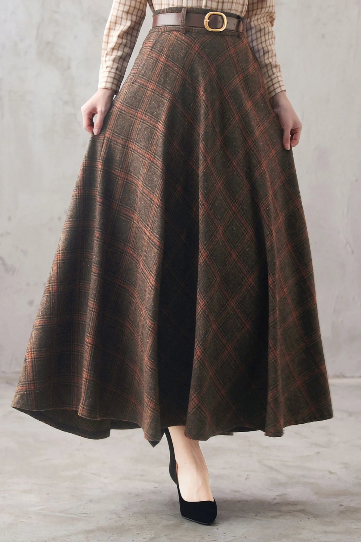 Brown Plaid Wool Maxi Skirt – Vintage High Waist Winter Long Skirt with Pockets 3102