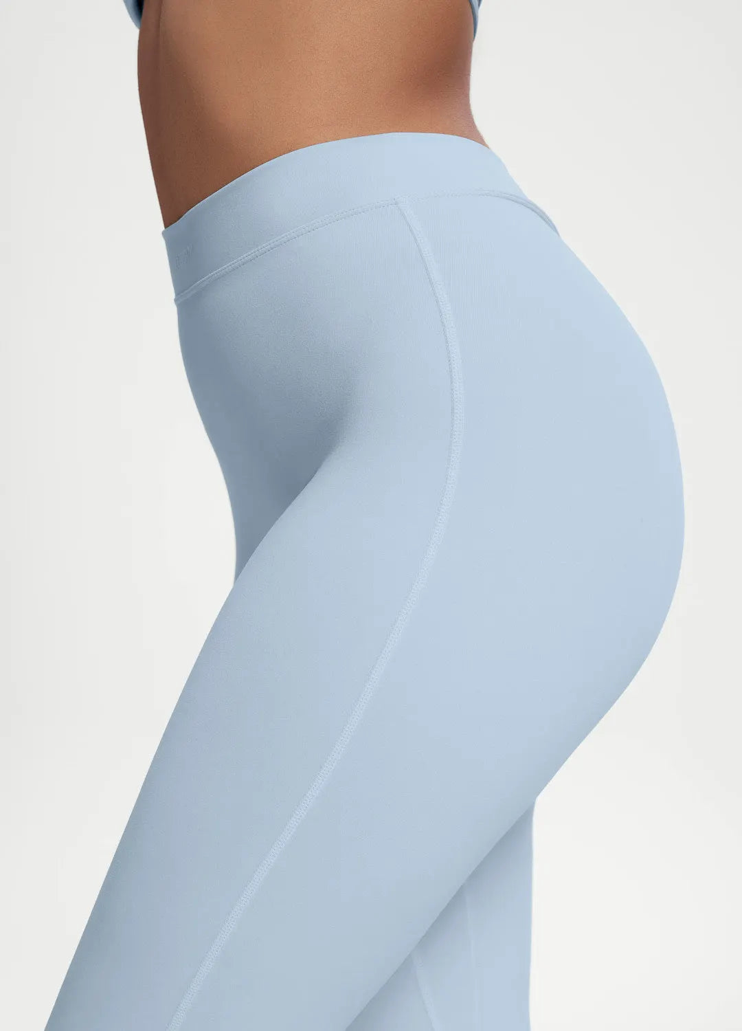 Scrunch-Back Flare Leggings with Sculpted Silhouette