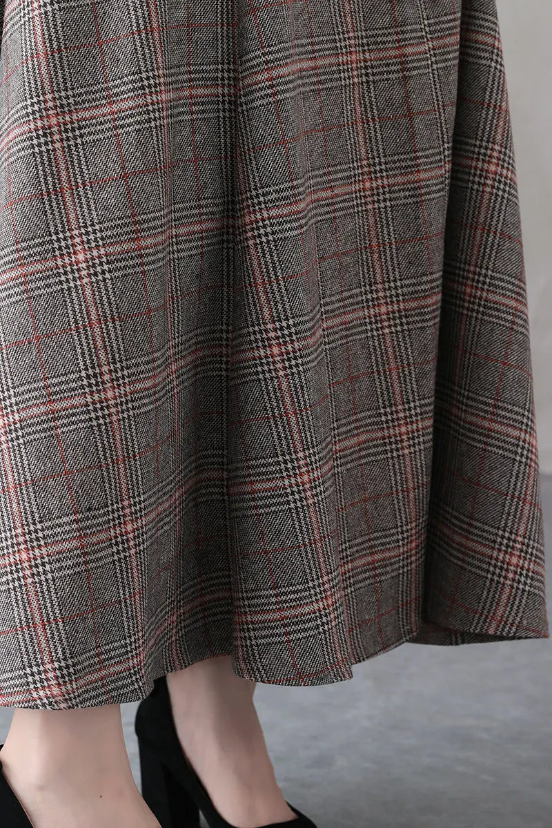 Plaid Wool Long Skirt - Retro Full Silhouette with Side Pockets 3837
