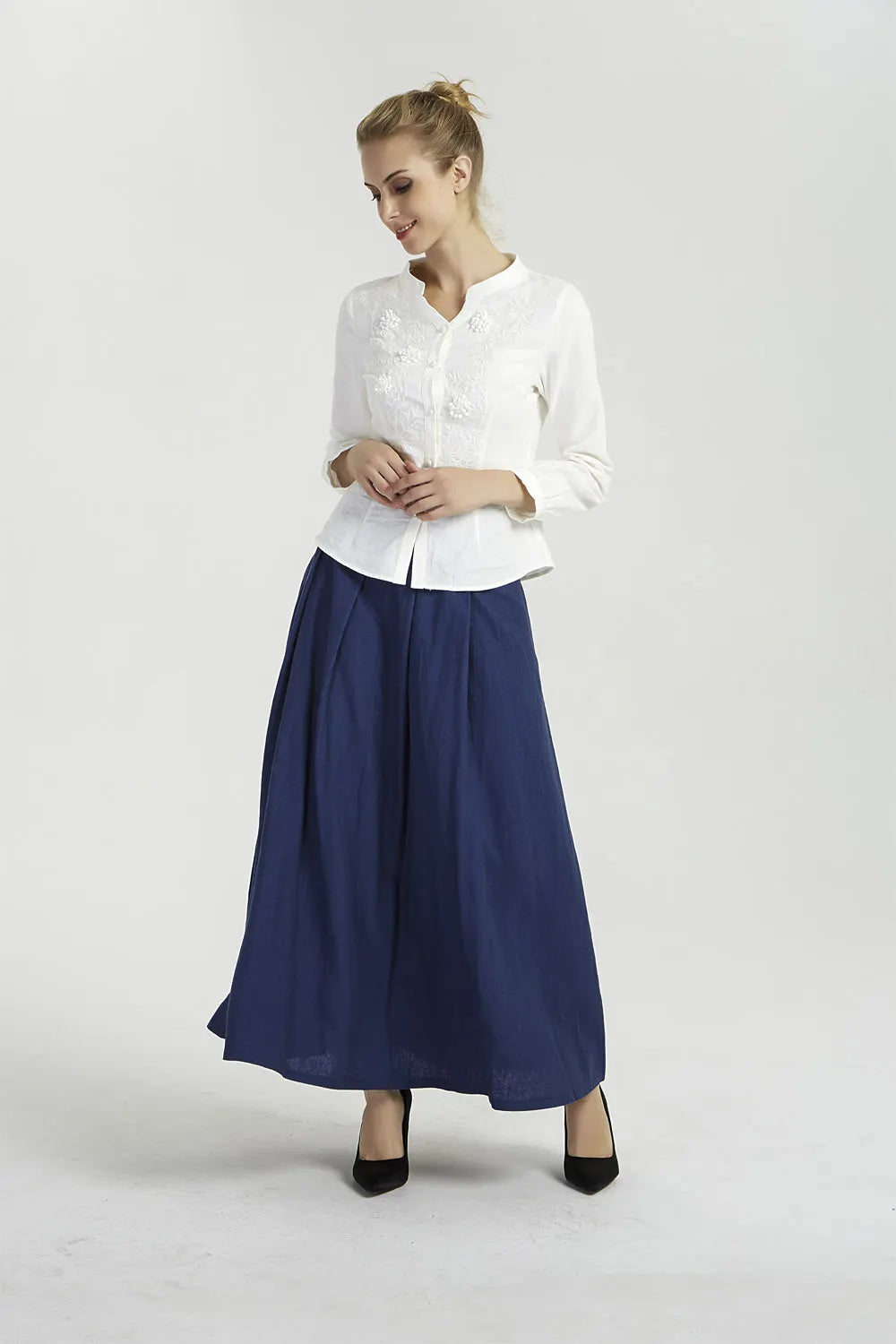 Blue Linen Maxi Skirt – Women’s High Waist Pleated Skirt with Pockets  2040