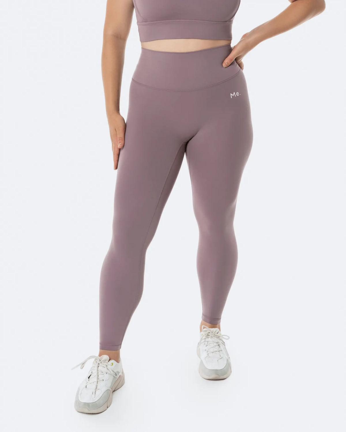 Flattering High-Waisted ⅞-Length Leggings