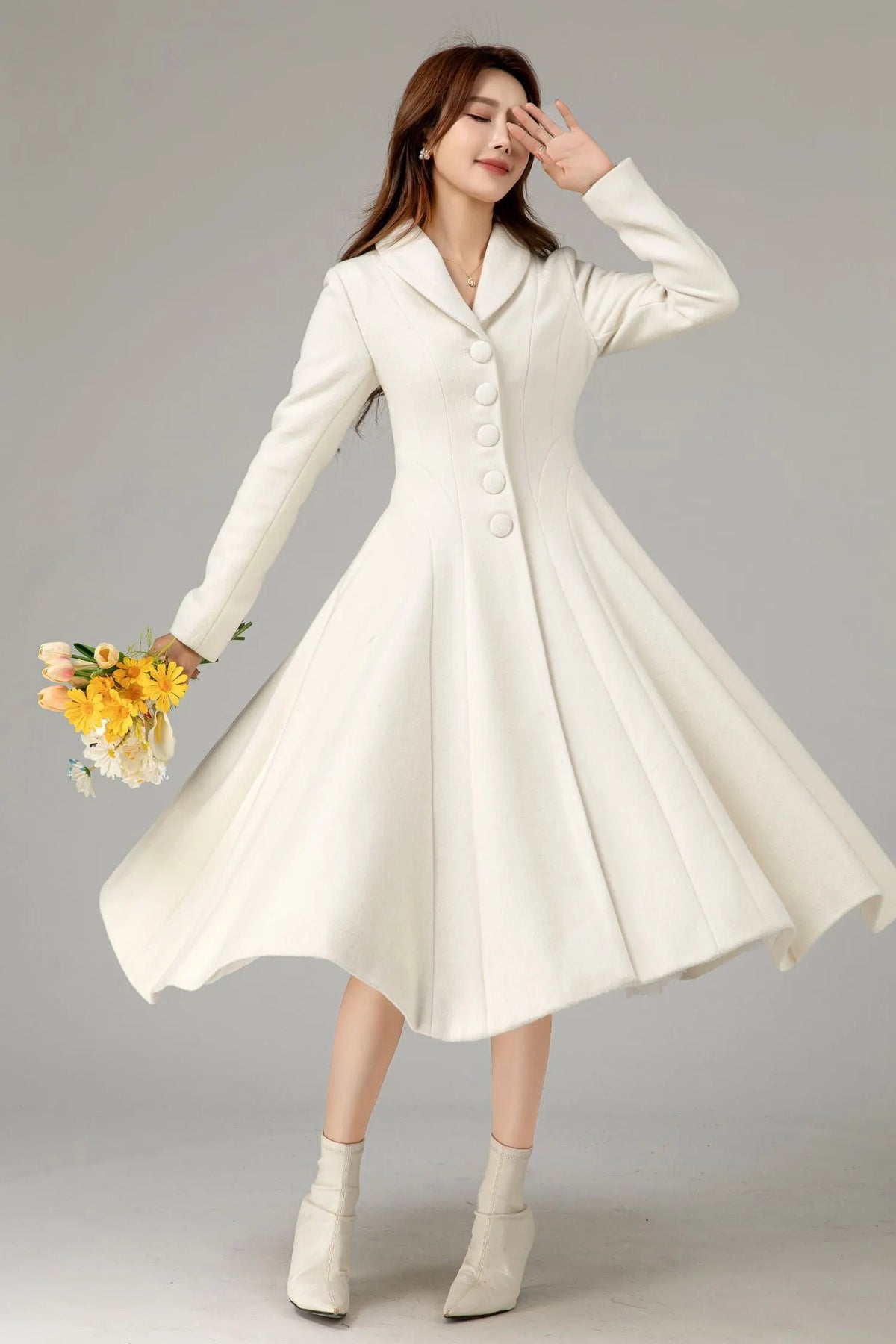 Vintage White Wool Coat – Handmade Fit & Flare Winter Elegance 5485
