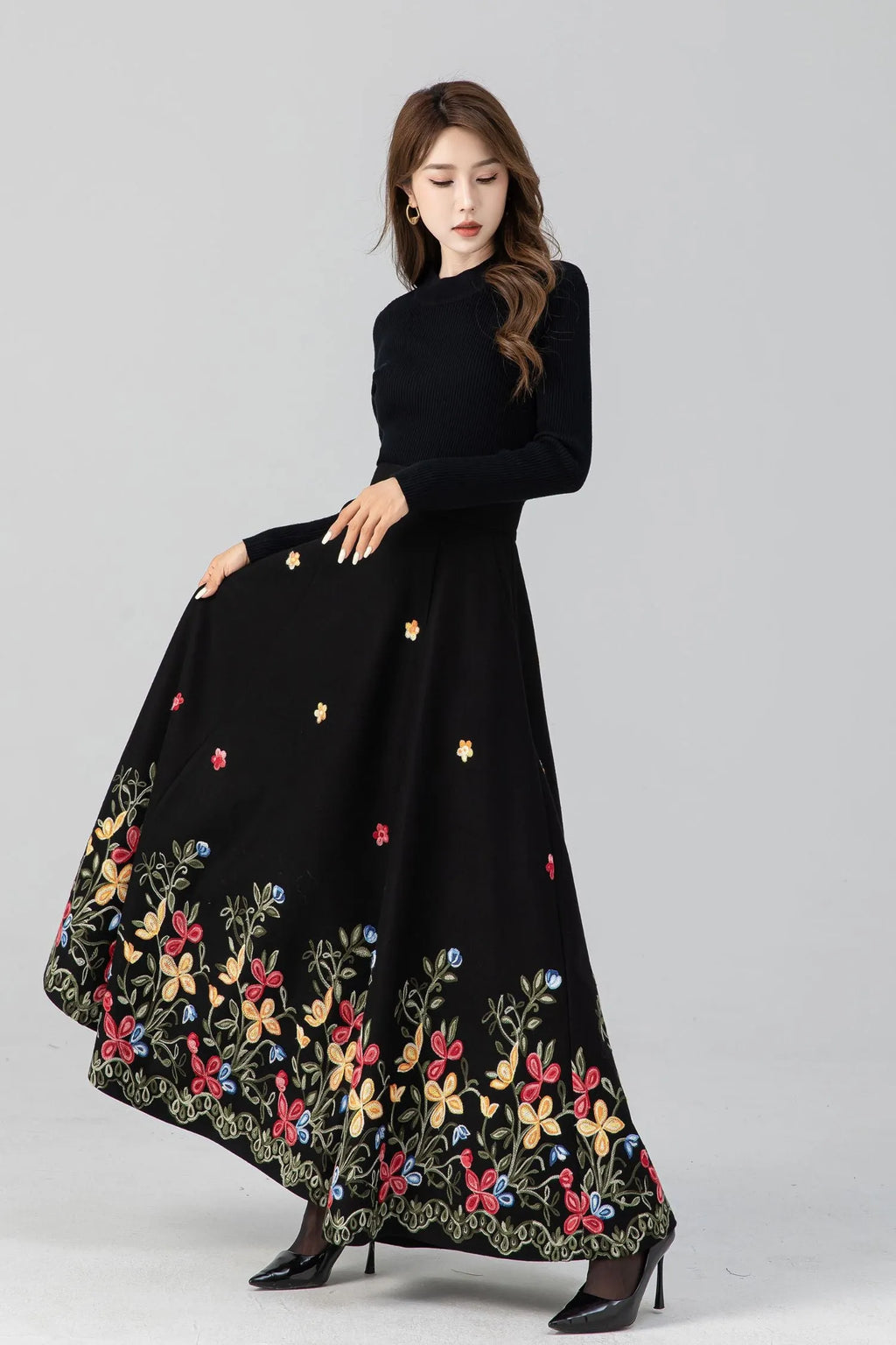 Black Wool Maxi Skirt - Embroidered Flared Silhouette 4664