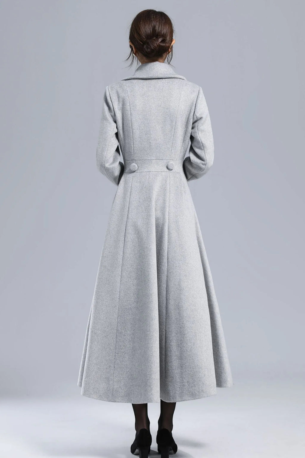 Light Gray Wool Coat – Elegant Double-Breasted Fit and Flare Winter Overcoat 3236