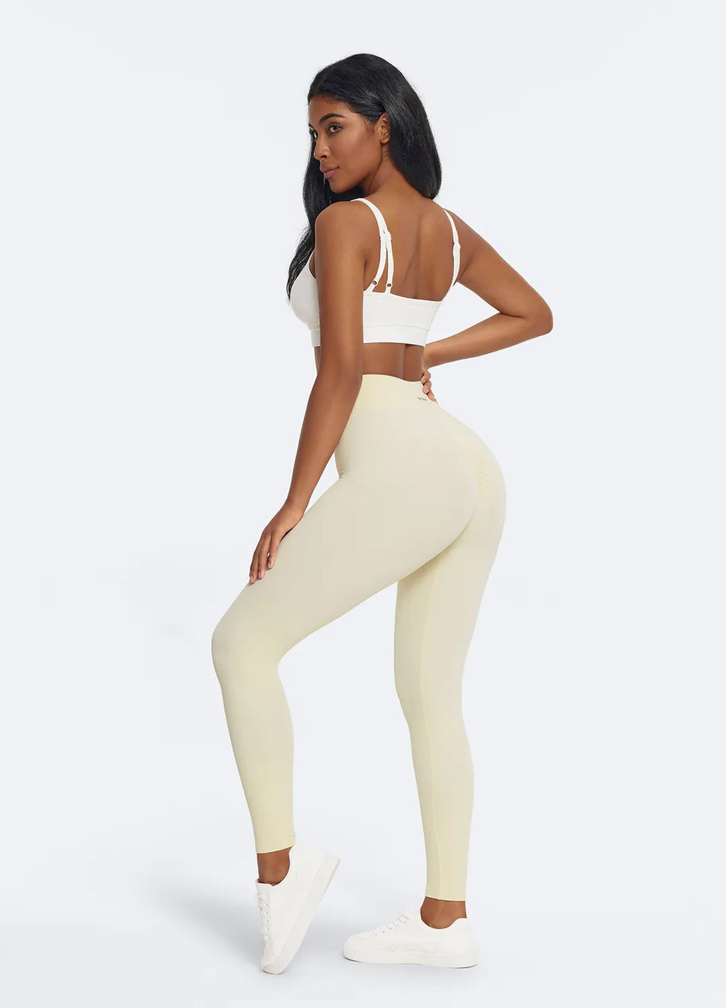 V-Seam Leggings with Push-Up Lift